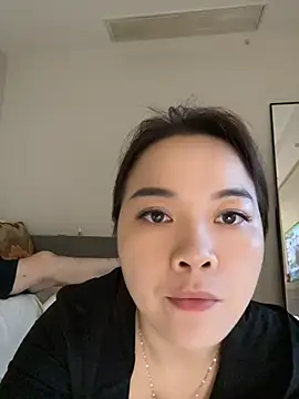 qianduoduo521 online show from July 14, 2:22 pm