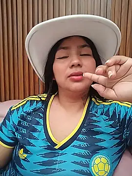 Amber Herrera online show from July 6, 3:03 pm