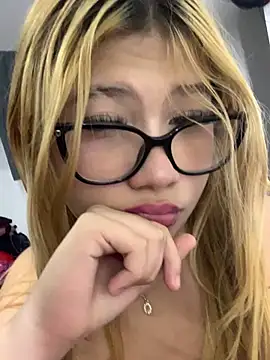 zury cute1 online show from June 5, 6:52 am