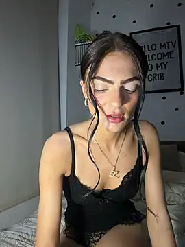 lottieraex online show from June 11, 9:22 pm