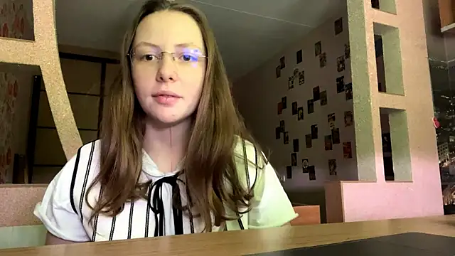 AlisonOhlmacher online show from June 12, 10:23 am