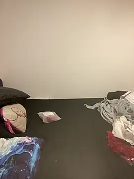 LeonieClairee online show from June 10, 6:17 pm