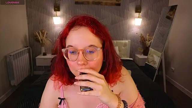 Aleks-casterrr online show from June 29, 5:12 pm