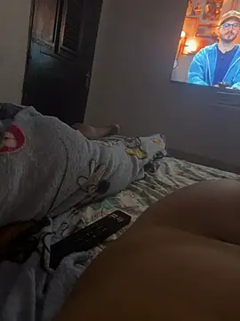karinnnna online show from August 8, 11:24 pm
