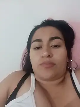 Carolina Velez pm online show from June 12, 1:35 am