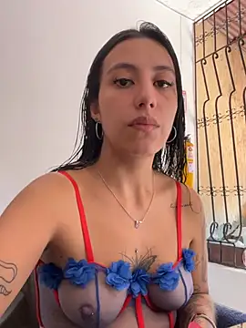 IvyDove online show from July 14, 7:40 pm