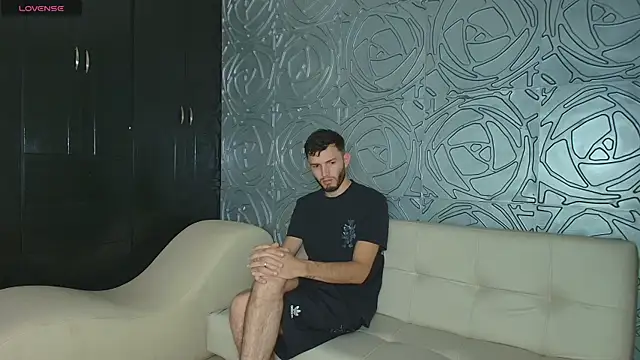 TheLatinHouseVIP online show from July 11, 7:36 pm