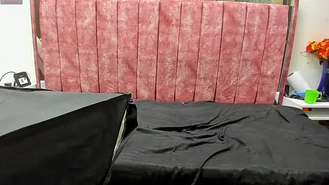 Madonna78couple online show from June 12, 7:00 pm
