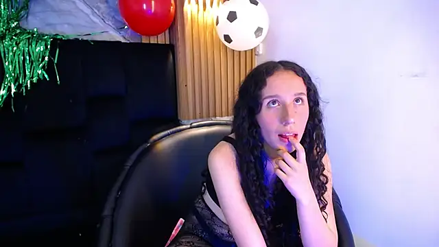 Zafira Cass online show from July 2, 3:17 am