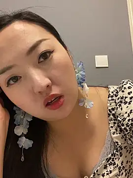 Tina 66 online show from June 17, 1:34 pm