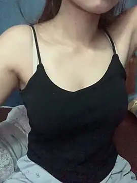 sexy girll2k online show from June 14, 2:35 am