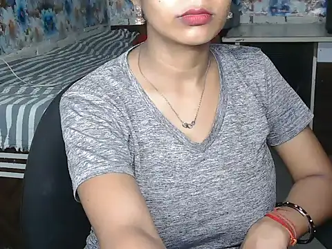 NottyMomo online show from July 4, 11:39 am