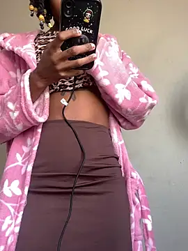 SEXY TOKYOx online show from July 18, 9:45 am