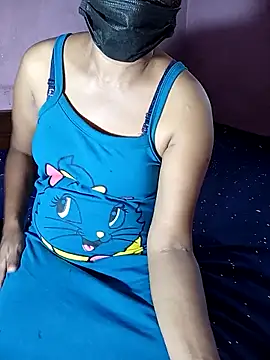 Nikini-xx online show from June 27, 3:40 am