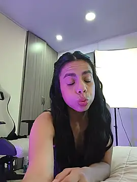 Jasmiinn  online show from July 5, 3:24 am
