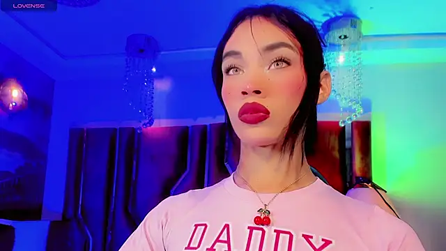 Dafnne-xxx online show from June 25, 8:10 pm
