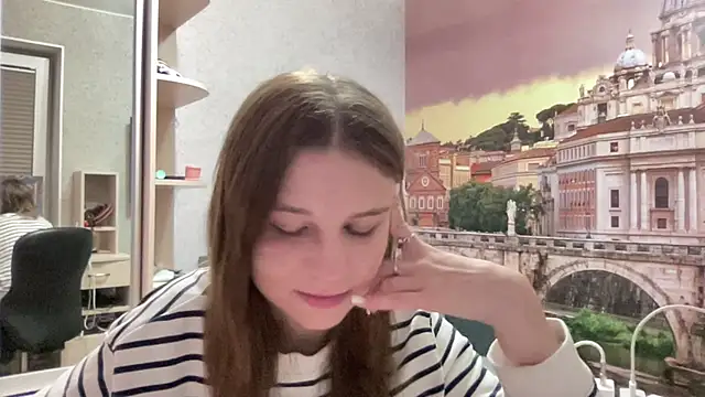 HwaTrippel online show from June 20, 7:17 pm