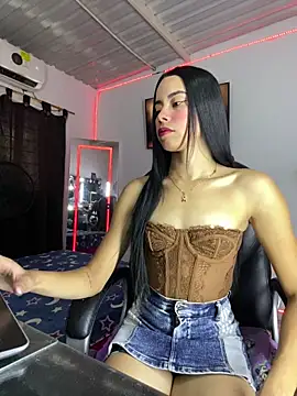 Lesly Cute  online show from June 20, 6:00 pm