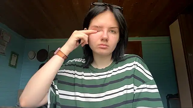 AnnelieseRamirel online show from June 18, 1:27 pm