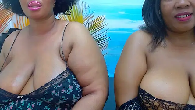 CURVYELEGANCExxx online show from July 19, 12:40 pm