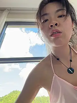 xiaojiao520 online show from August 5, 9:15 am