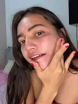Julia valentina online show from July 12, 2:01 am