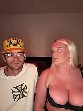 Blondebarbie21 online show from August 9, 12:51 am