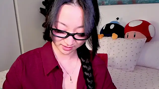 MySweetSofie online show from October 26, 4:52 am