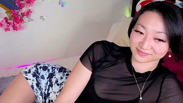 MySweetSofie online show from September 13, 5:48 am