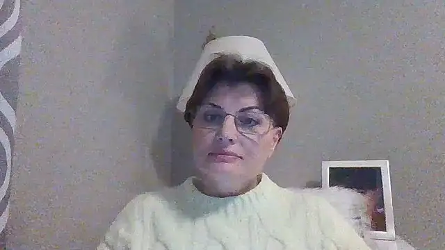Cirellana online show from June 22, 2:16 am