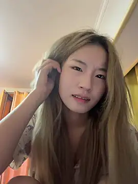 Uugirl00 online show from July 10, 3:56 pm