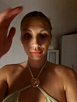 ReginaAna online show from July 2, 11:33 pm