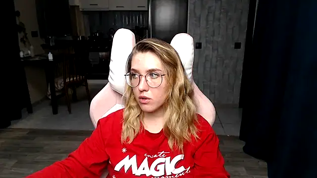 Reginasmilee online show from September 27, 5:47 am