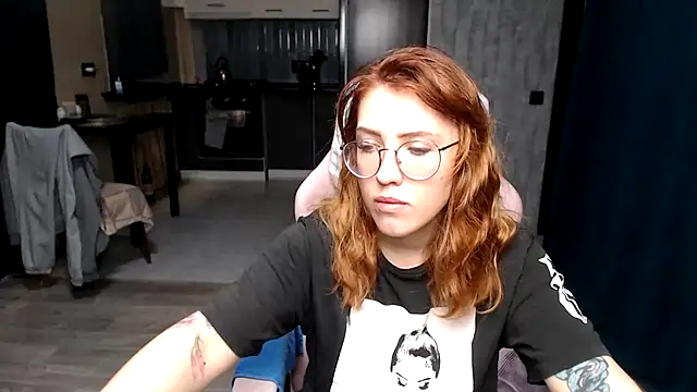 Reginasmilee online show from October 13, 11:51 pm