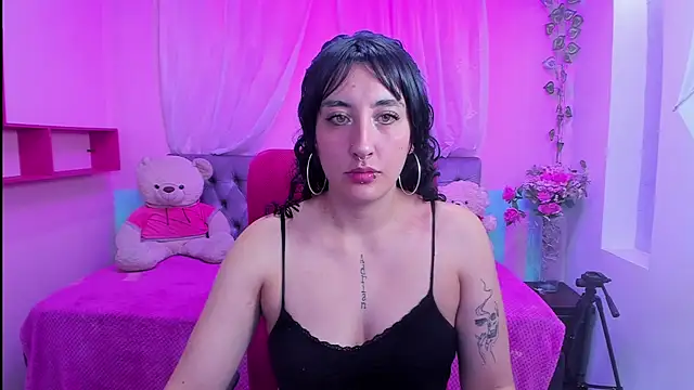Megan Reeves online show from June 25, 1:02 pm