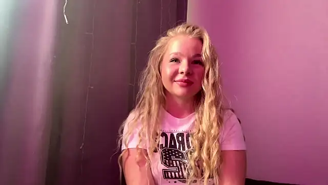 BrianaJess online show from June 26, 2:07 pm