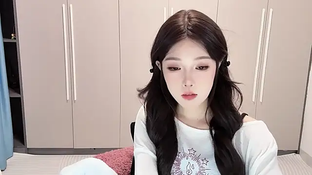 QOiio online show from June 27, 7:53 pm
