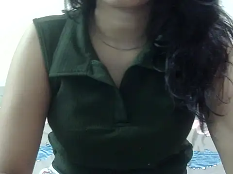 Hot-Jiya- online show from July 19, 1:30 am