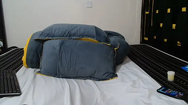 Silky Bby online show from July 13, 11:33 am