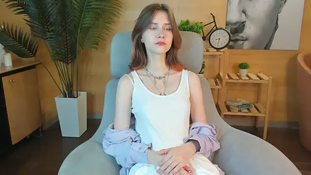 NidaSween online show from June 29, 9:16 am