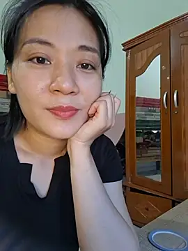 Lyrose 2k online show from July 9, 9:00 am