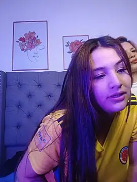 AshleyStart online show from July 3, 3:18 pm