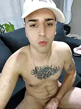 Agusss 2000 online show from July 22, 3:46 pm