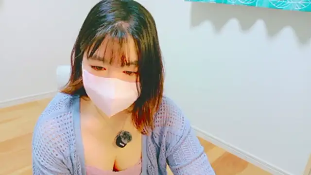 Omochi-chan8 online show from July 17, 5:05 pm