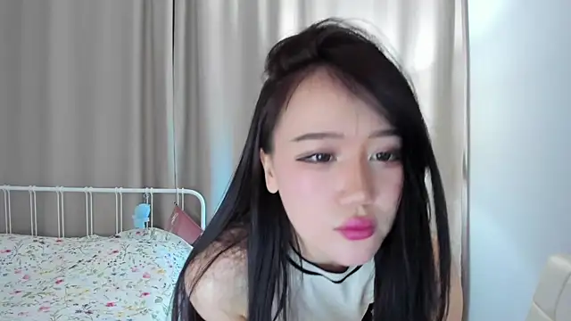 AmiliYan online show from April 17, 9:44 am