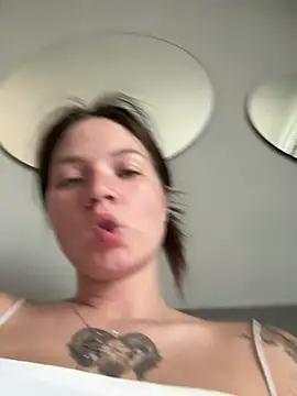 cuty milky online show from July 16, 7:13 am