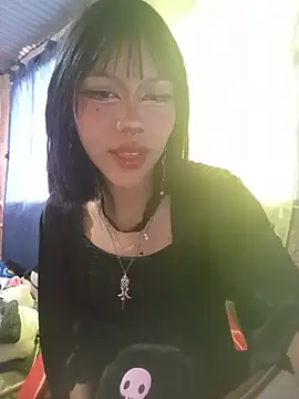 komi chuu online show from July 21, 5:35 pm