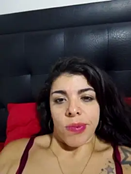 LUNA x19 online show from July 25, 11:56 pm