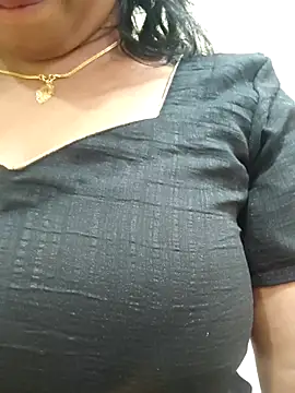 MULLAIMOLAIPOOTAMIL online show from August 5, 6:42 am