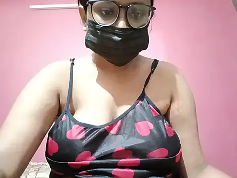 babygirlhotshot02 online show from August 1, 7:16 pm